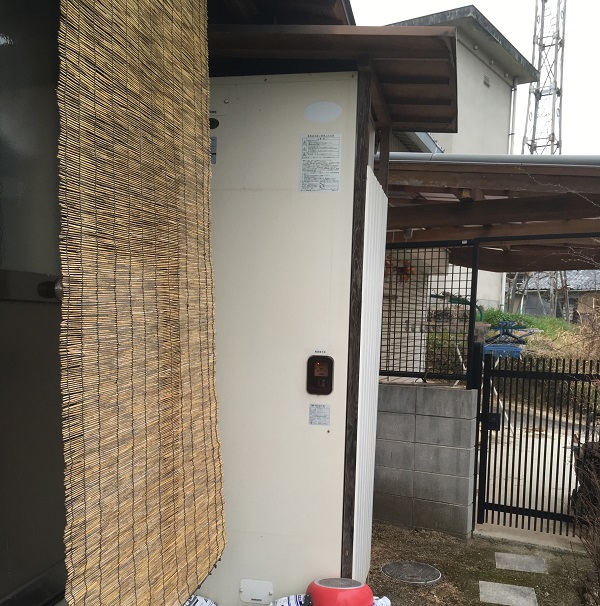 東京都足立区・T様　電気温水器からエコキュートへ交換 (1)