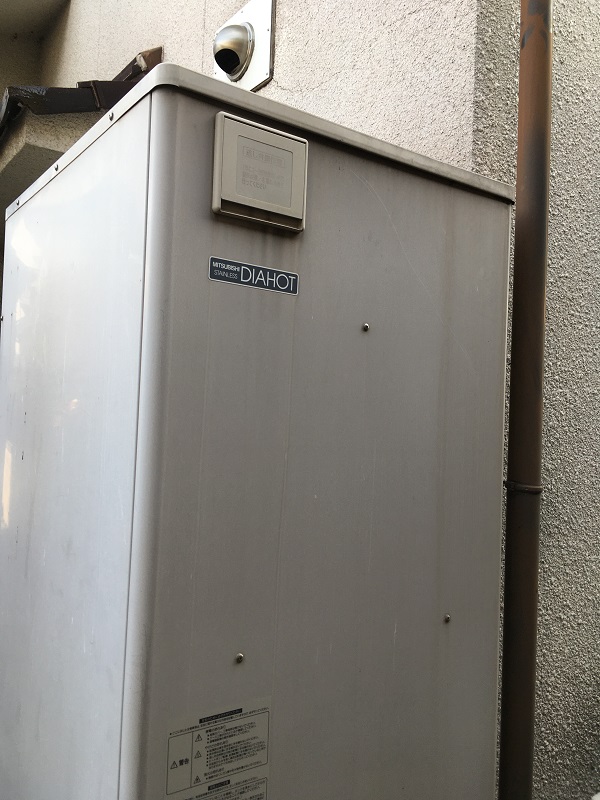 大阪府枚方市・T様邸　エコキュートからエコキュートへ交換1 (1)