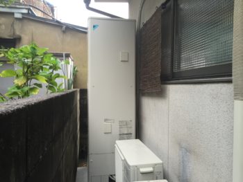 山口県下関市・U様　石油給湯器からエコキュートへ交換 (1)