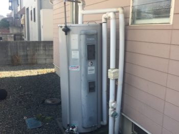 岡山県浅口郡里庄町・S様　電気温水器からエコキュートへ交換 (2)