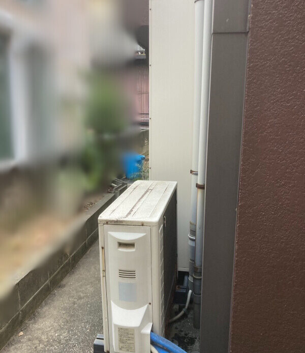 エコキュート交換前（側面）